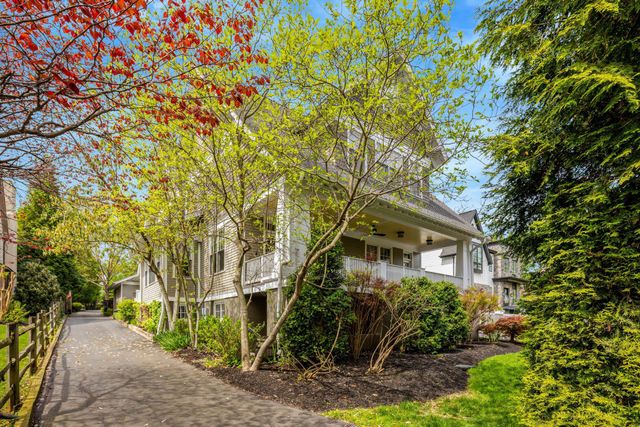 1506 PATHFINDER LN, Mclean, VA 22101