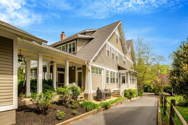 1506 PATHFINDER LN, Mclean, VA 22101