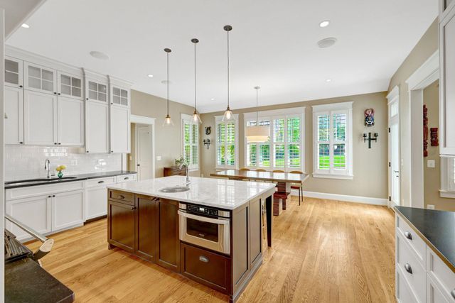 1506 PATHFINDER LN, Mclean, VA 22101