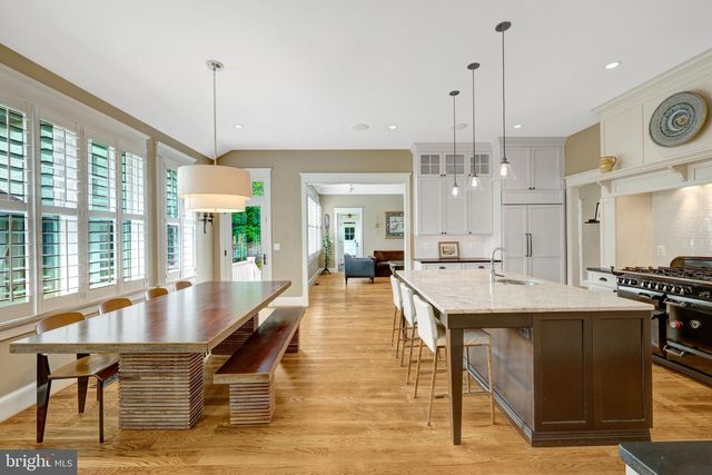 1506 PATHFINDER LN, Mclean, VA 22101