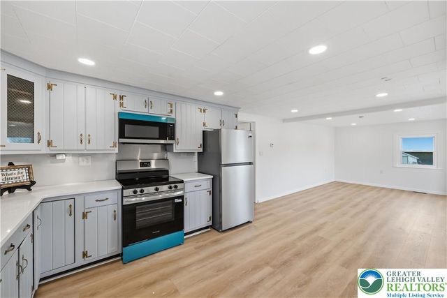 326 Main Street, Stockertown Boro, PA 18083