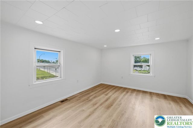 326 Main Street, Stockertown Boro, PA 18083