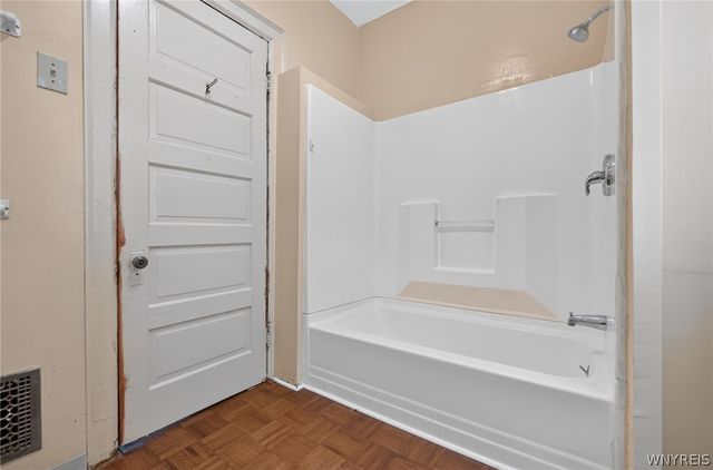 509 Woodlawn Avenue, Buffalo, NY 14208