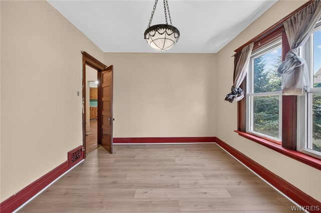 509 Woodlawn Avenue, Buffalo, NY 14208