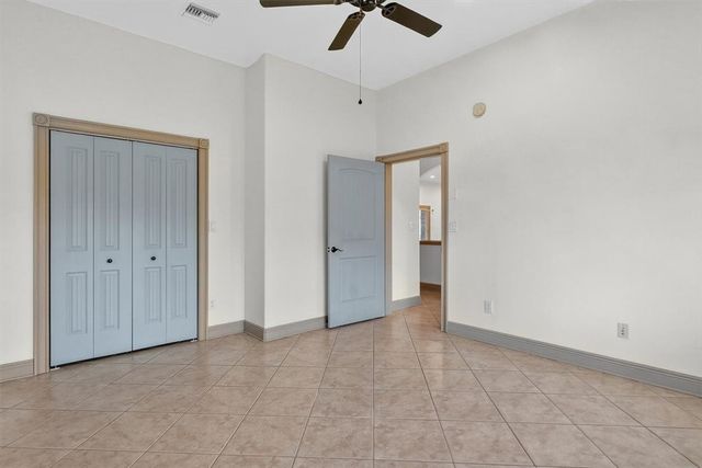 5593 WESTLAKE Dr, Sandia, TX 78383