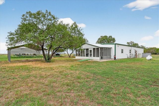 5593 WESTLAKE Dr, Sandia, TX 78383