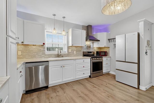 5593 WESTLAKE Dr, Sandia, TX 78383