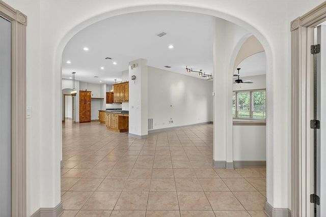 5593 WESTLAKE Dr, Sandia, TX 78383