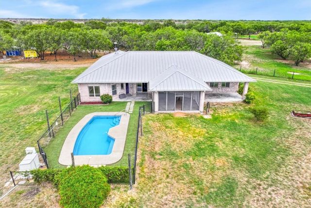 5593 WESTLAKE Dr, Sandia, TX 78383