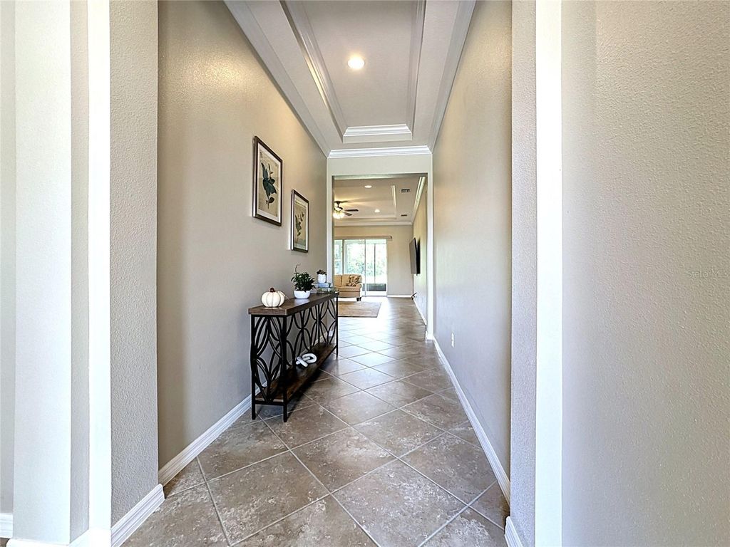 Image 12 of property listing at 16607 2ND AVENUE E, Bradenton, FL 34212