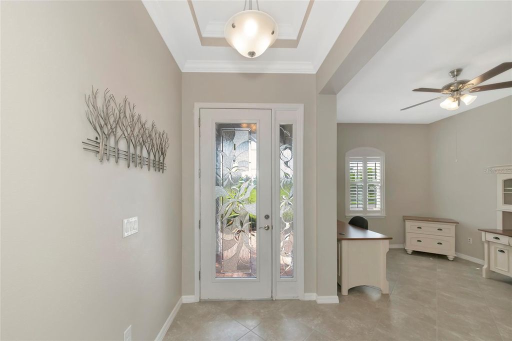Image 13 of property listing at 16607 2ND AVENUE E, Bradenton, FL 34212