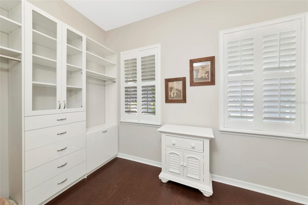 Image 17 of property listing at 16607 2ND AVENUE E, Bradenton, FL 34212