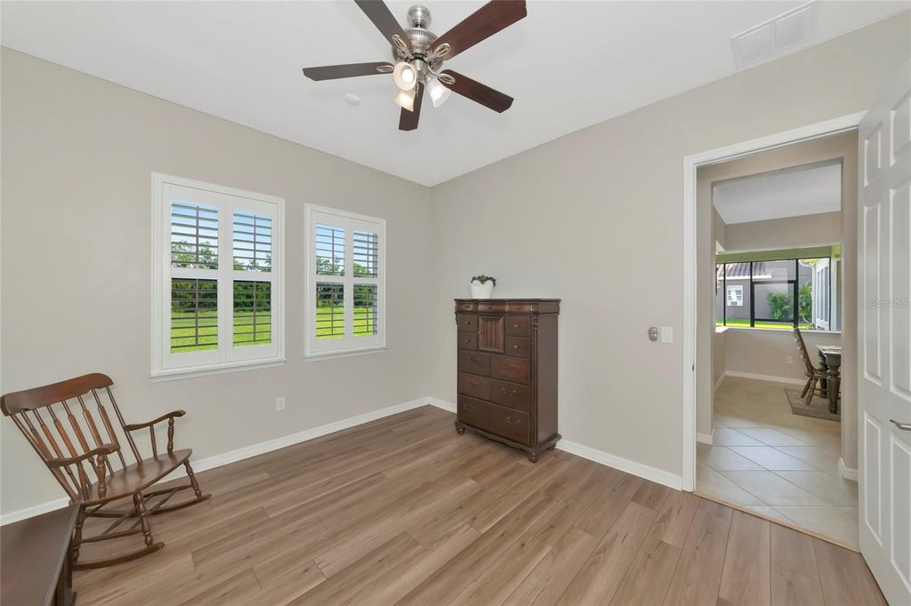 Image 19 of property listing at 16607 2ND AVENUE E, Bradenton, FL 34212