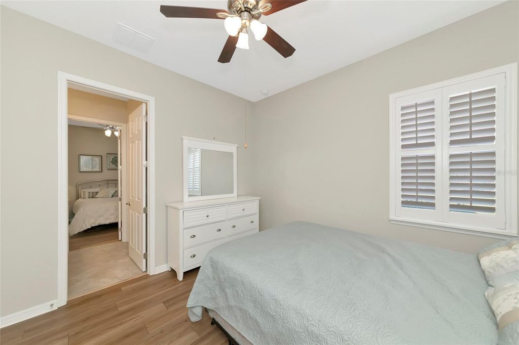 Image 24 of property listing at 16607 2ND AVENUE E, Bradenton, FL 34212