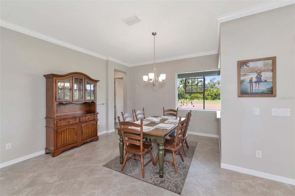 Image 31 of property listing at 16607 2ND AVENUE E, Bradenton, FL 34212
