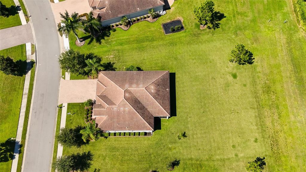 Image 52 of property listing at 16607 2ND AVENUE E, Bradenton, FL 34212