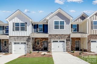 688 Sparano Loop, York, SC 29745