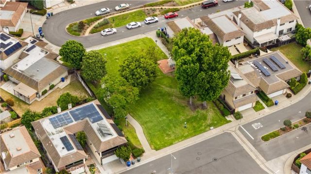 8226 Henshaw, Buena Park, CA 90621