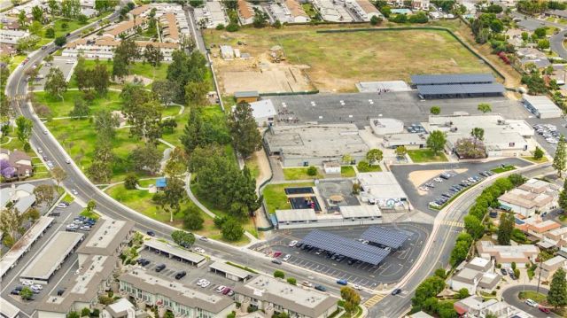 8226 Henshaw, Buena Park, CA 90621