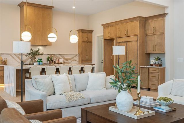 205 Shady Grove Lane, Alpharetta, GA 30009