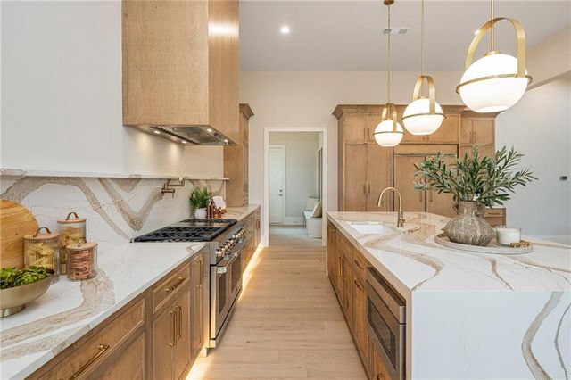 205 Shady Grove Lane, Alpharetta, GA 30009