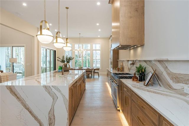 205 Shady Grove Lane, Alpharetta, GA 30009