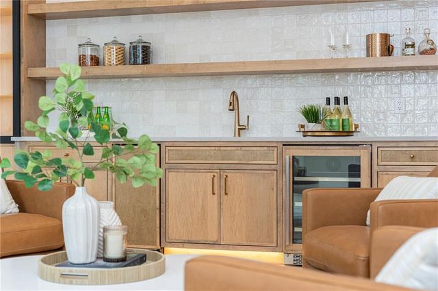 205 Shady Grove Lane, Alpharetta, GA 30009