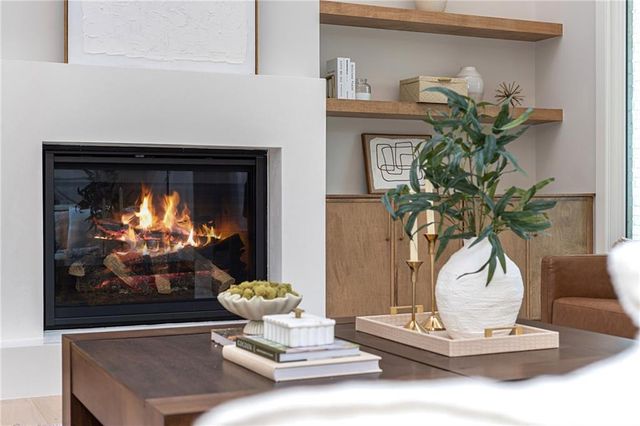 205 Shady Grove Lane, Alpharetta, GA 30009