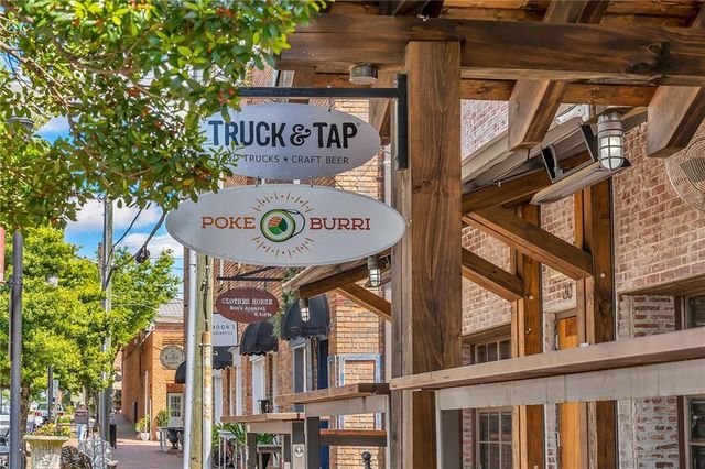 205 Shady Grove Lane, Alpharetta, GA 30009