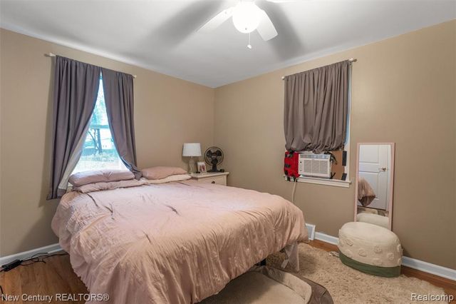 5763 Graves Street, Waterford, MI 48327