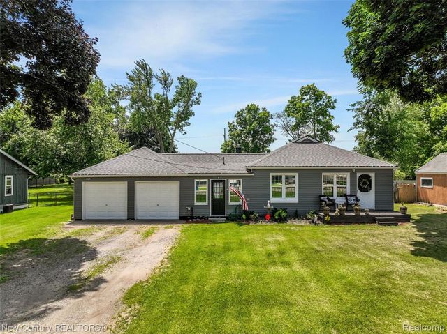5763 Graves Street, Waterford, MI 48327