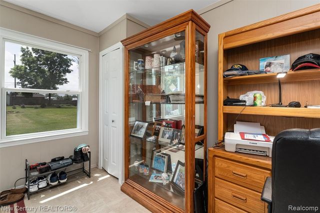 5763 Graves Street, Waterford, MI 48327