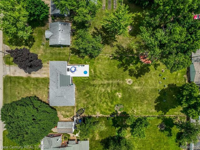 5763 Graves Street, Waterford, MI 48327