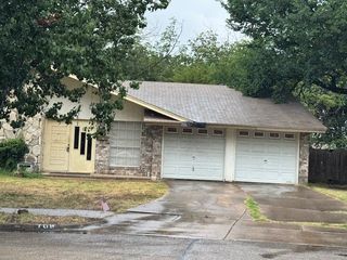 709 Fouts Drive, Irving, TX 75061