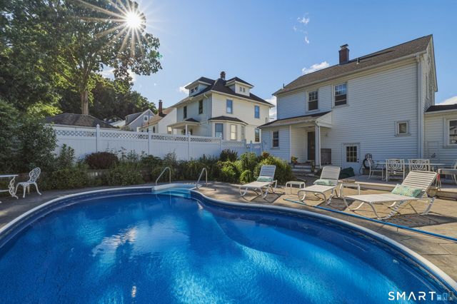 29 Wayland Avenue, Waterbury, CT 06708