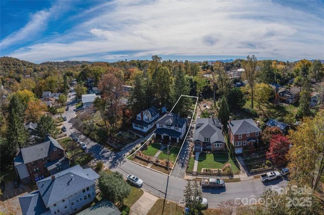 74 Linden Avenue, Asheville, NC 28801