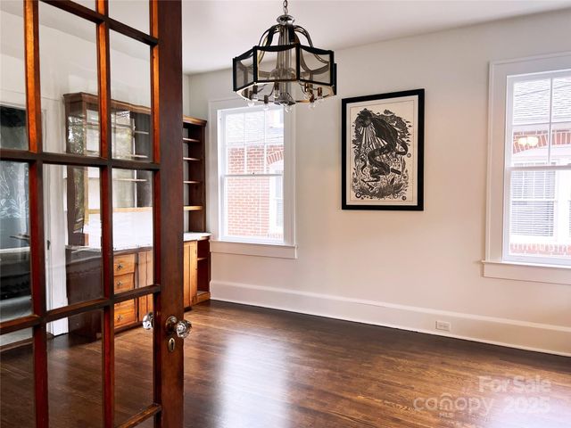 74 Linden Avenue, Asheville, NC 28801