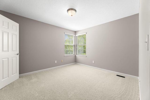 5820 Triplett Square, New Albany, OH 43054