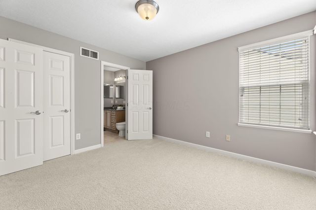 5820 Triplett Square, New Albany, OH 43054