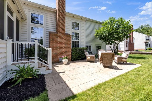 5820 Triplett Square, New Albany, OH 43054