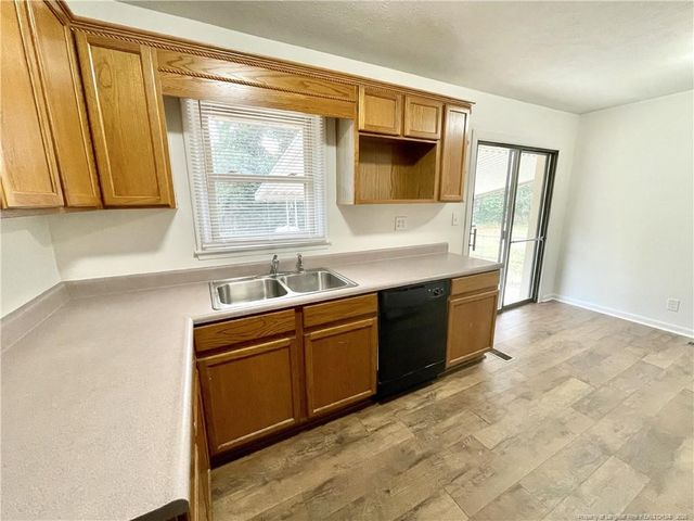 575 Braxton Boulevard, Fayetteville, NC 28311