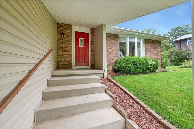 158 WINCHESTER WAY, Green Bay, WI 54302
