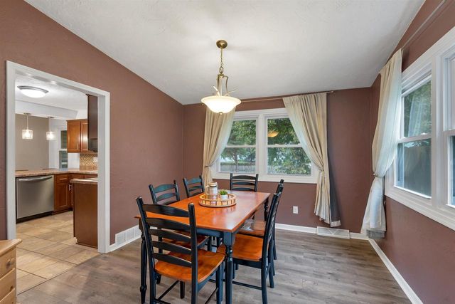 158 WINCHESTER WAY, Green Bay, WI 54302