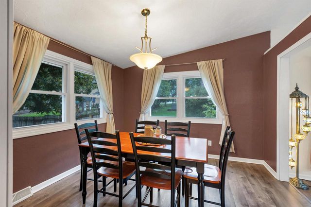 158 WINCHESTER WAY, Green Bay, WI 54302