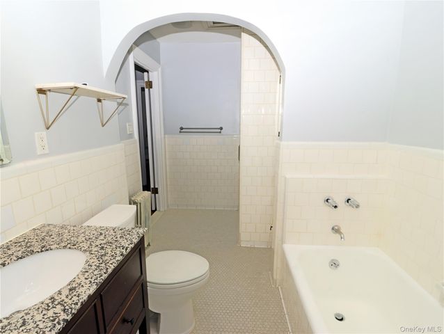 30-17 36th Street SFR, Astoria, NY 11103