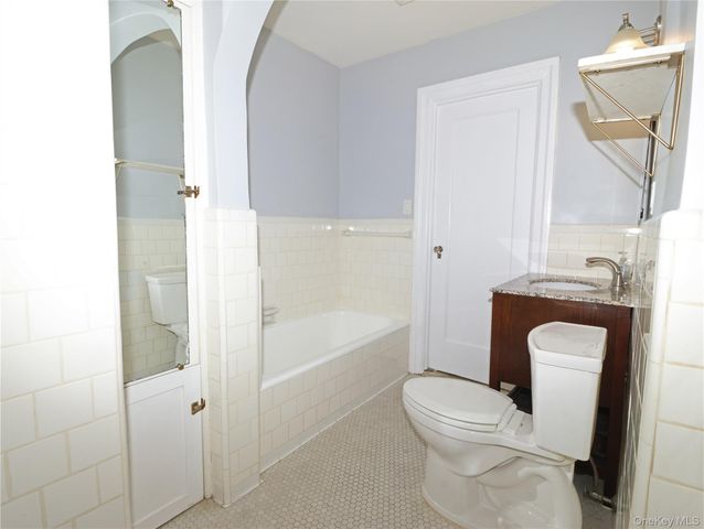 30-17 36th Street SFR, Astoria, NY 11103