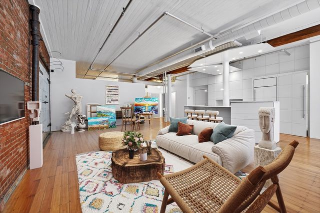 107 South Street 2A, Boston, MA 02111