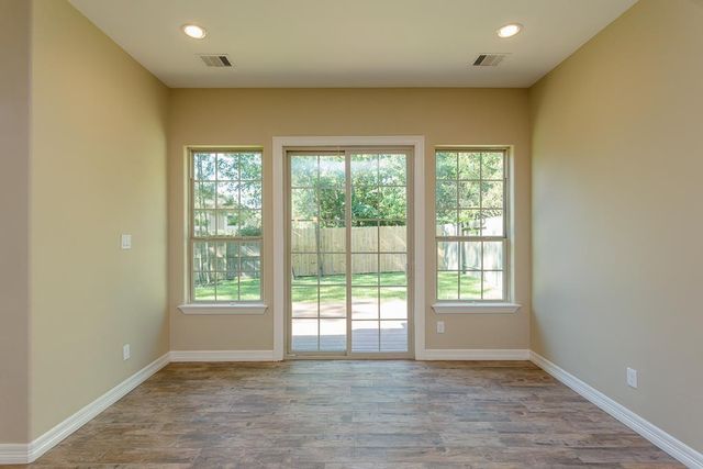 8403 Oak Knot Ct, Spring, TX 77389