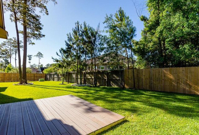 8403 Oak Knot Ct, Spring, TX 77389