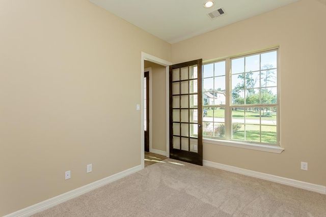 8403 Oak Knot Ct, Spring, TX 77389